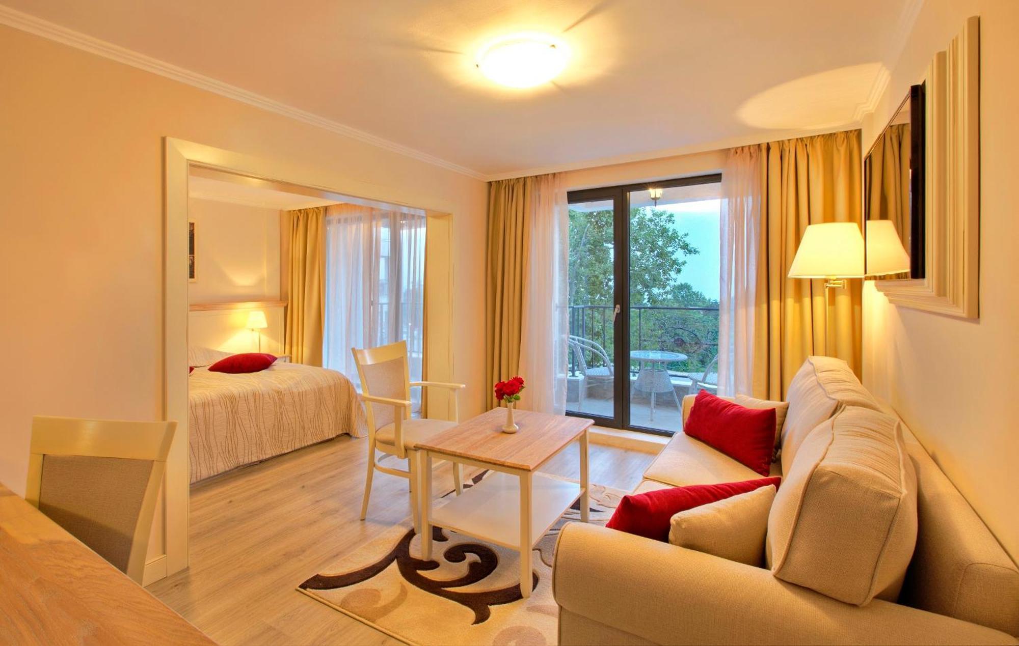 White Rock Castle Suite Hotel & Spa Μπαλτσίκ Δωμάτιο φωτογραφία